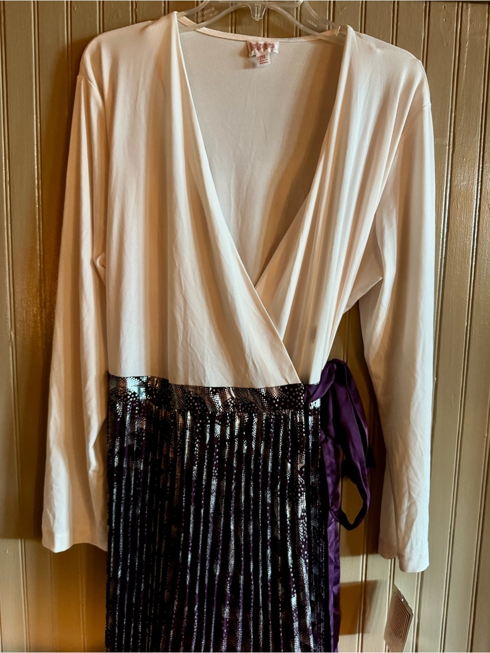 LuLaRoe DeAnne 2XL Maxi Dress in Cream Top with Purple Pleated Skirt